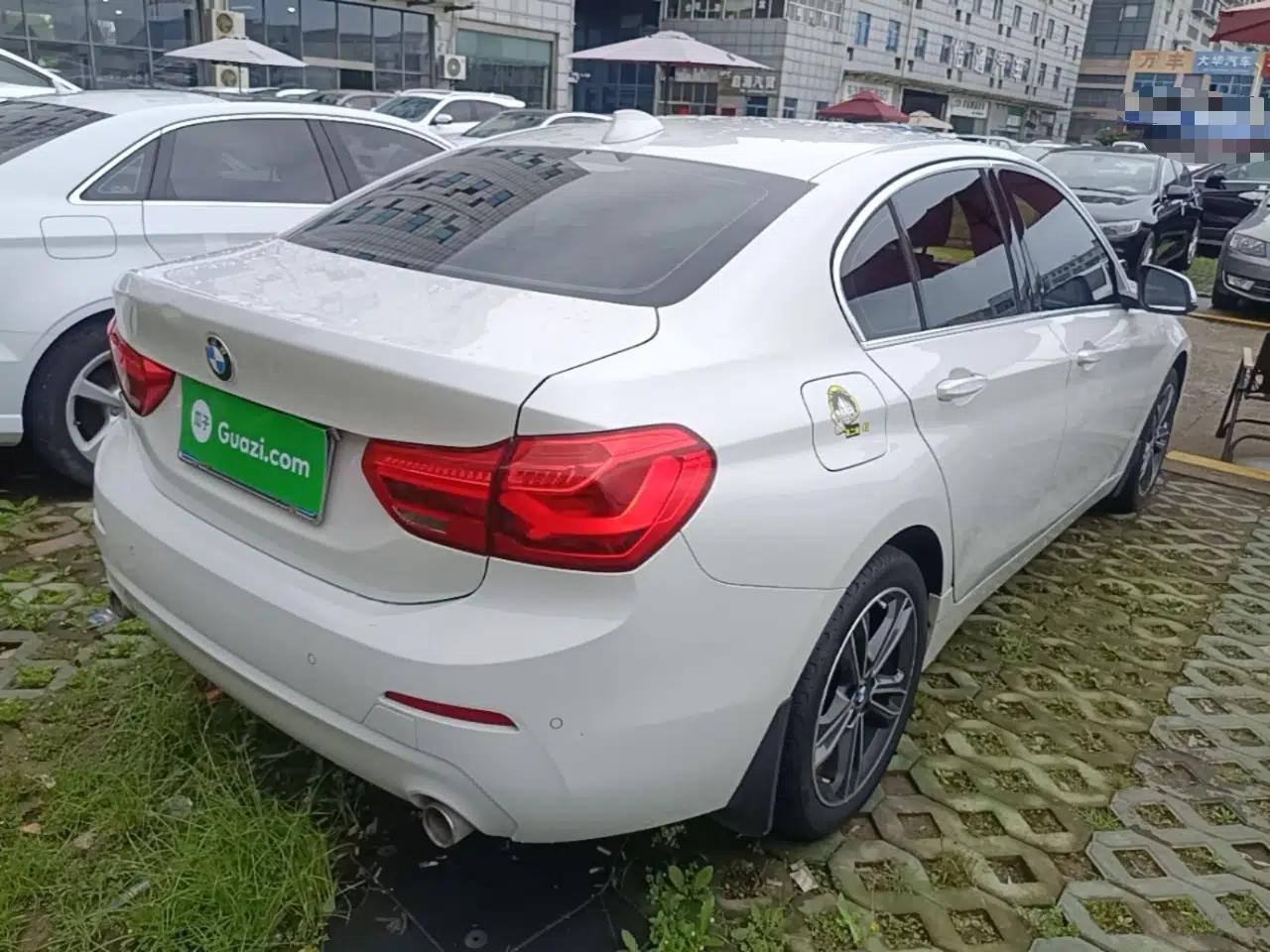 BMW 1 Series 2020 120i Fashion Model — миниатюра 6
