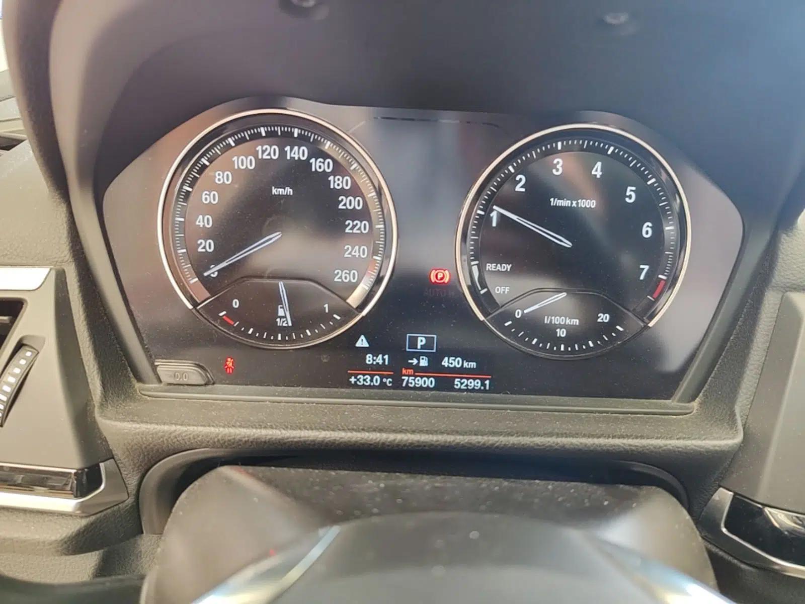 BMW 1 Series 2018 118i Sport Edition — миниатюра 14