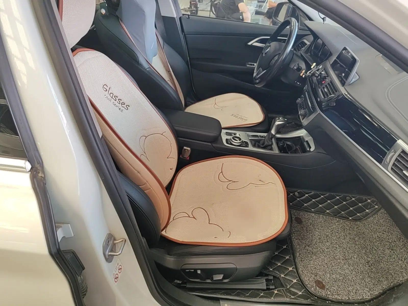 BMW 1 Series 2018 118i Sport Edition — миниатюра 19