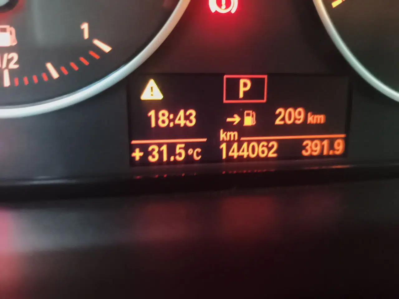 BMW 1 Series 2012 118i Sport Edition — миниатюра 12
