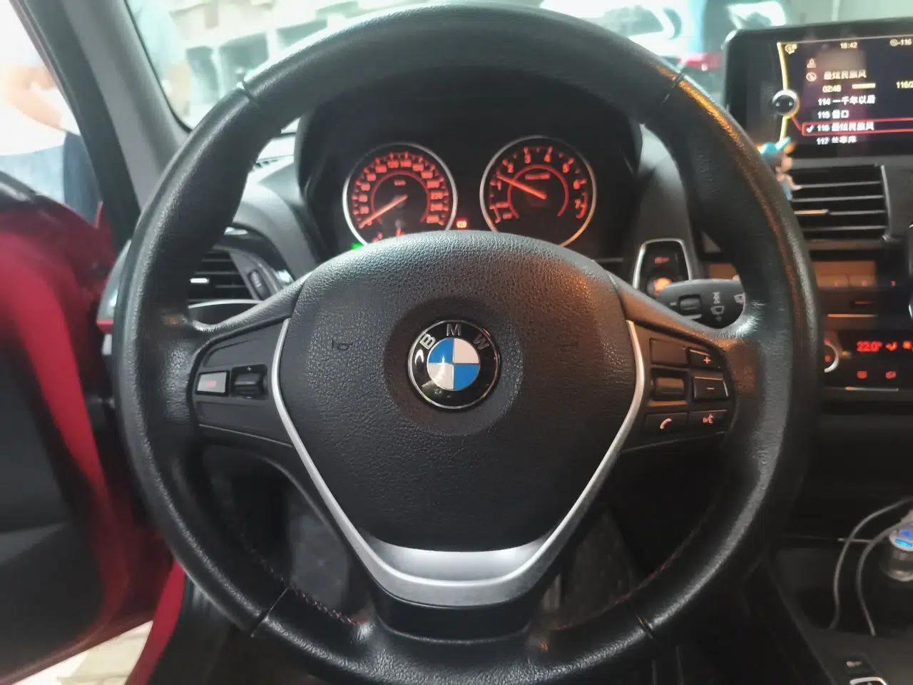 BMW 1 Series 2012 118i Sport Edition — миниатюра 10