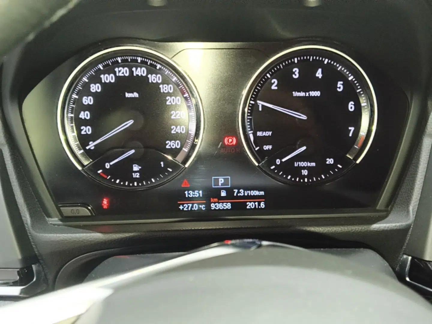 BMW 1 Series 2017 118i Sport Edition — миниатюра 25