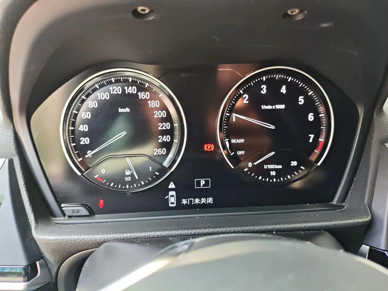 BMW 1 Series 2017 118i Sport Edition — миниатюра 11