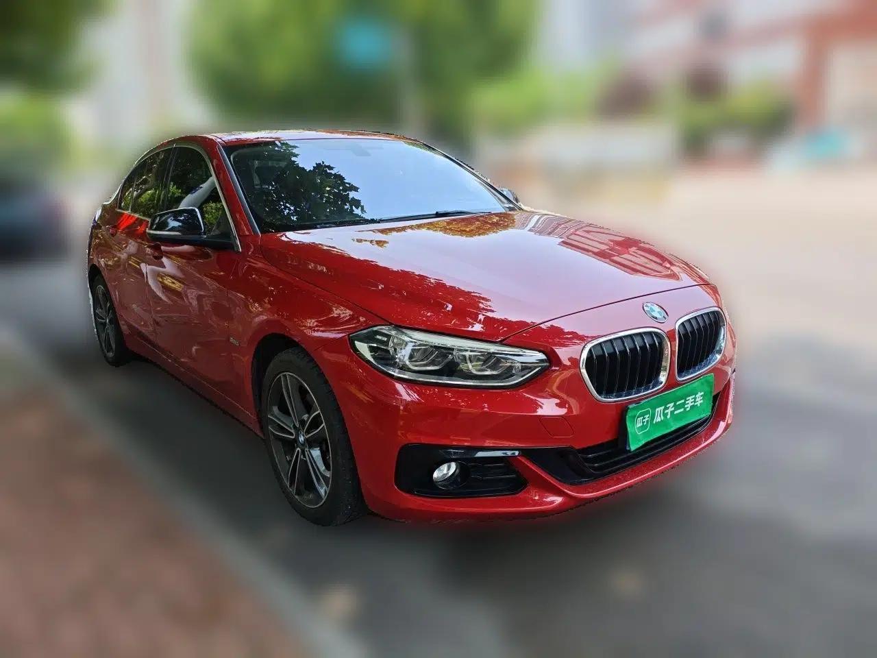BMW 1 Series 2017 118i Sport Edition — миниатюра 3