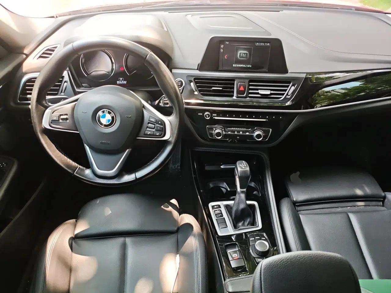 BMW 1 Series 2017 118i Sport Edition — миниатюра 9