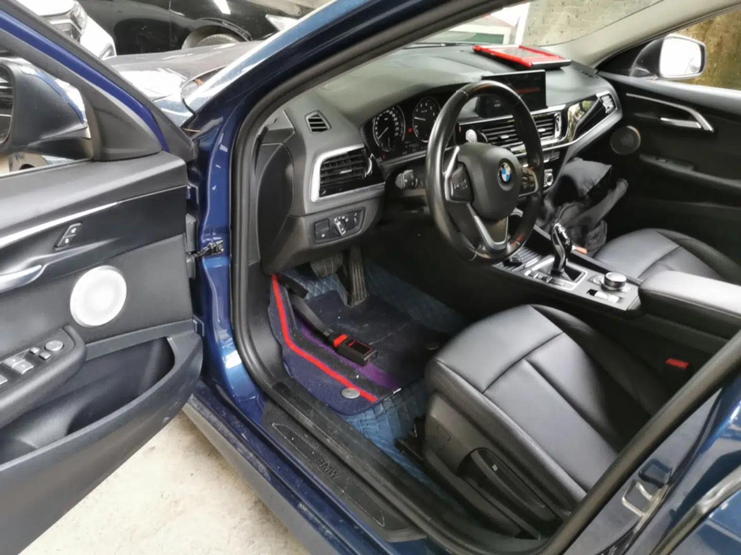 BMW 1 Series 2021 120i M Sport Edition — миниатюра 18