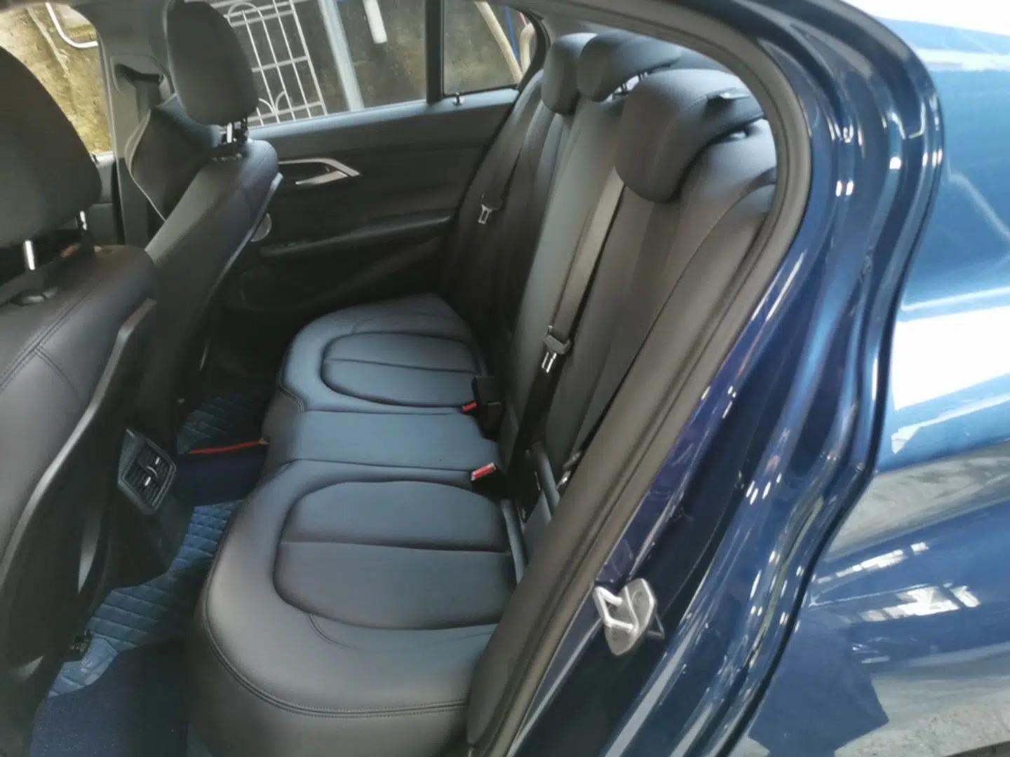 BMW 1 Series 2021 120i M Sport Edition — миниатюра 20