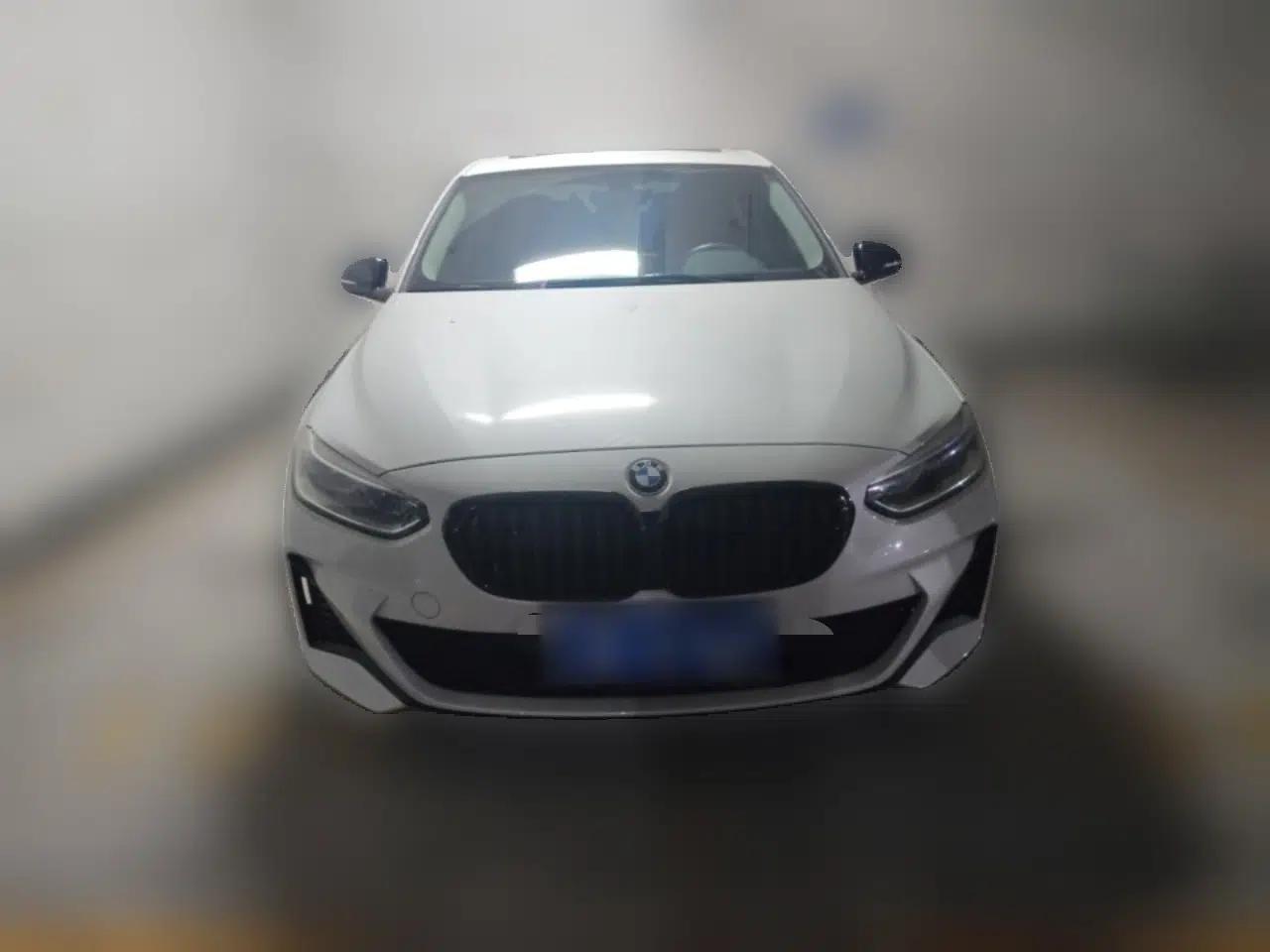 BMW 1 Series 2023 125i M Sport Night Edition — миниатюра 2