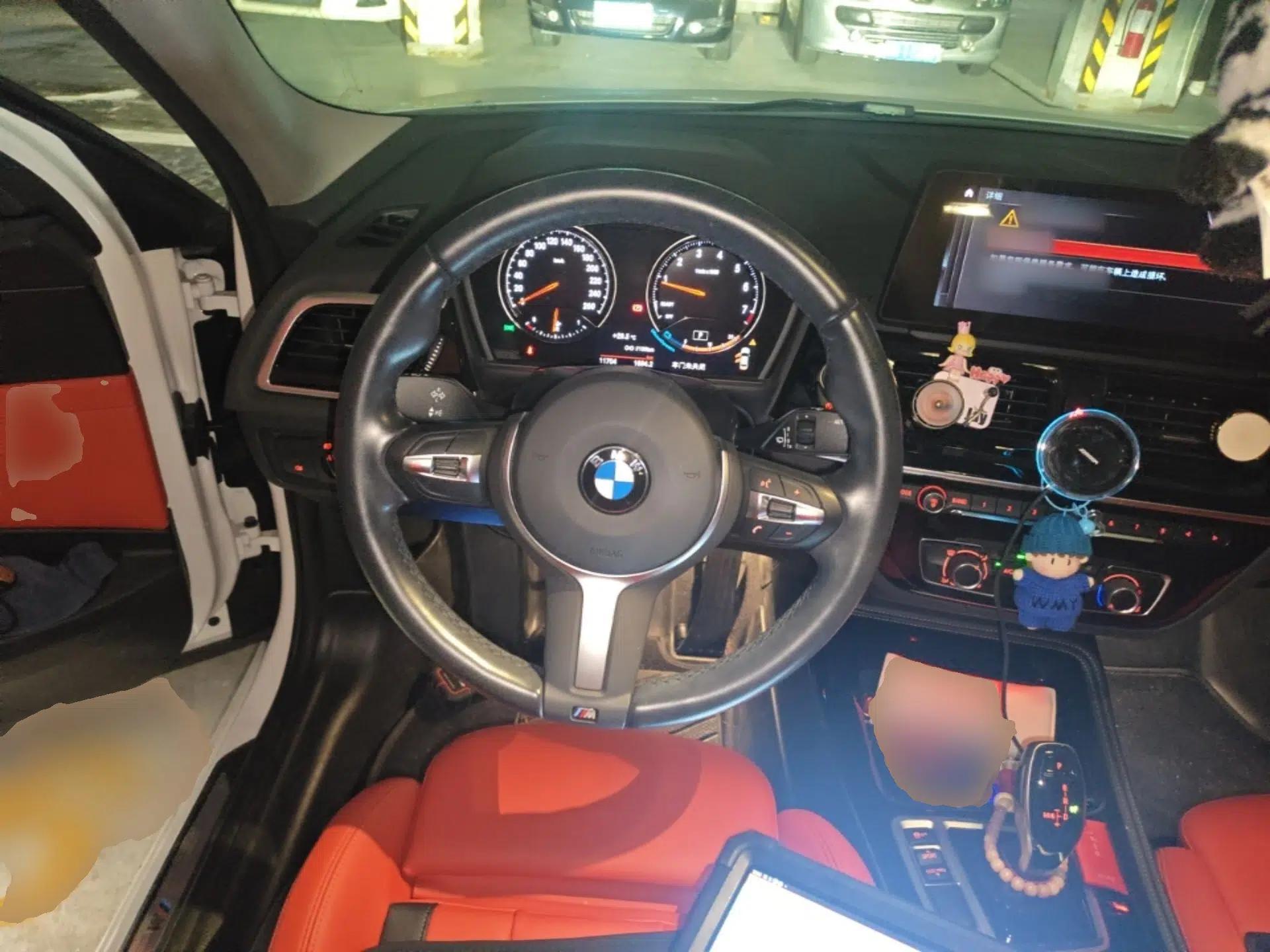 BMW 1 Series 2023 125i M Sport Night Edition — миниатюра 7