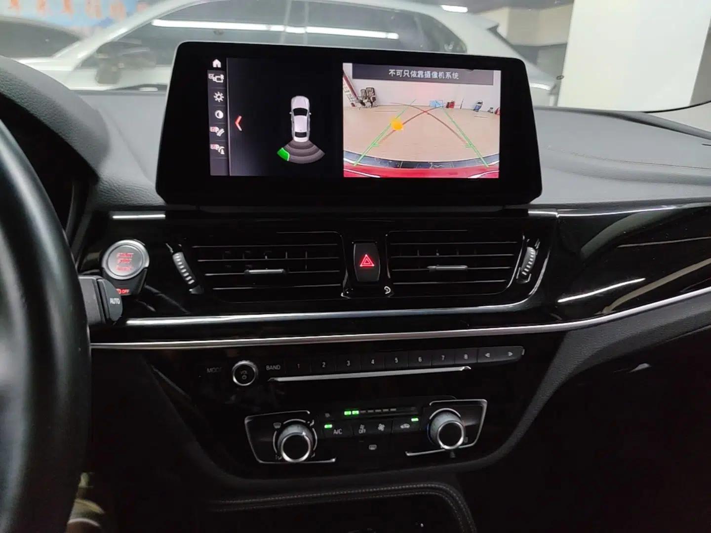 BMW 1 Series 2021 Revised 120i M Sport Night Edition — миниатюра 15