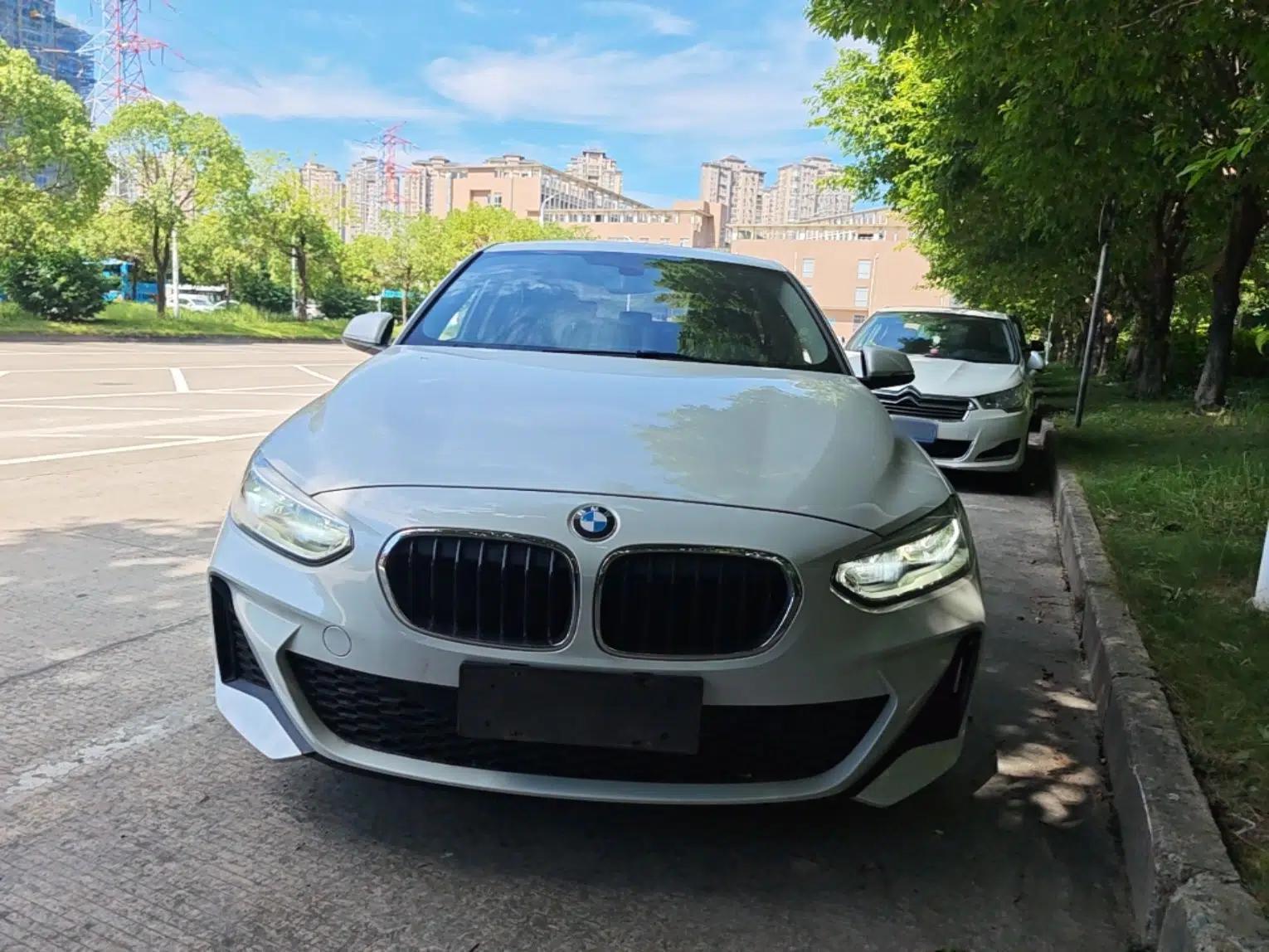 BMW 1 Series 2021 120i M Sport Edition — миниатюра 2