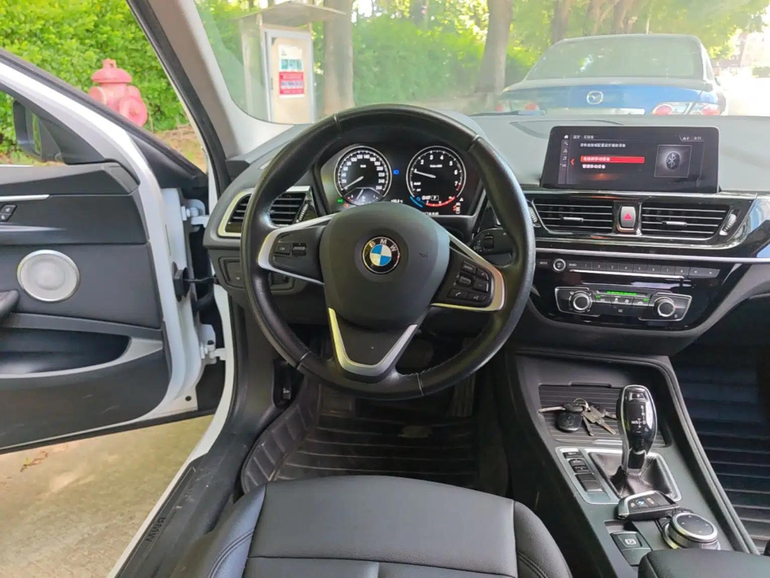 BMW 1 Series 2021 120i M Sport Edition — миниатюра 18
