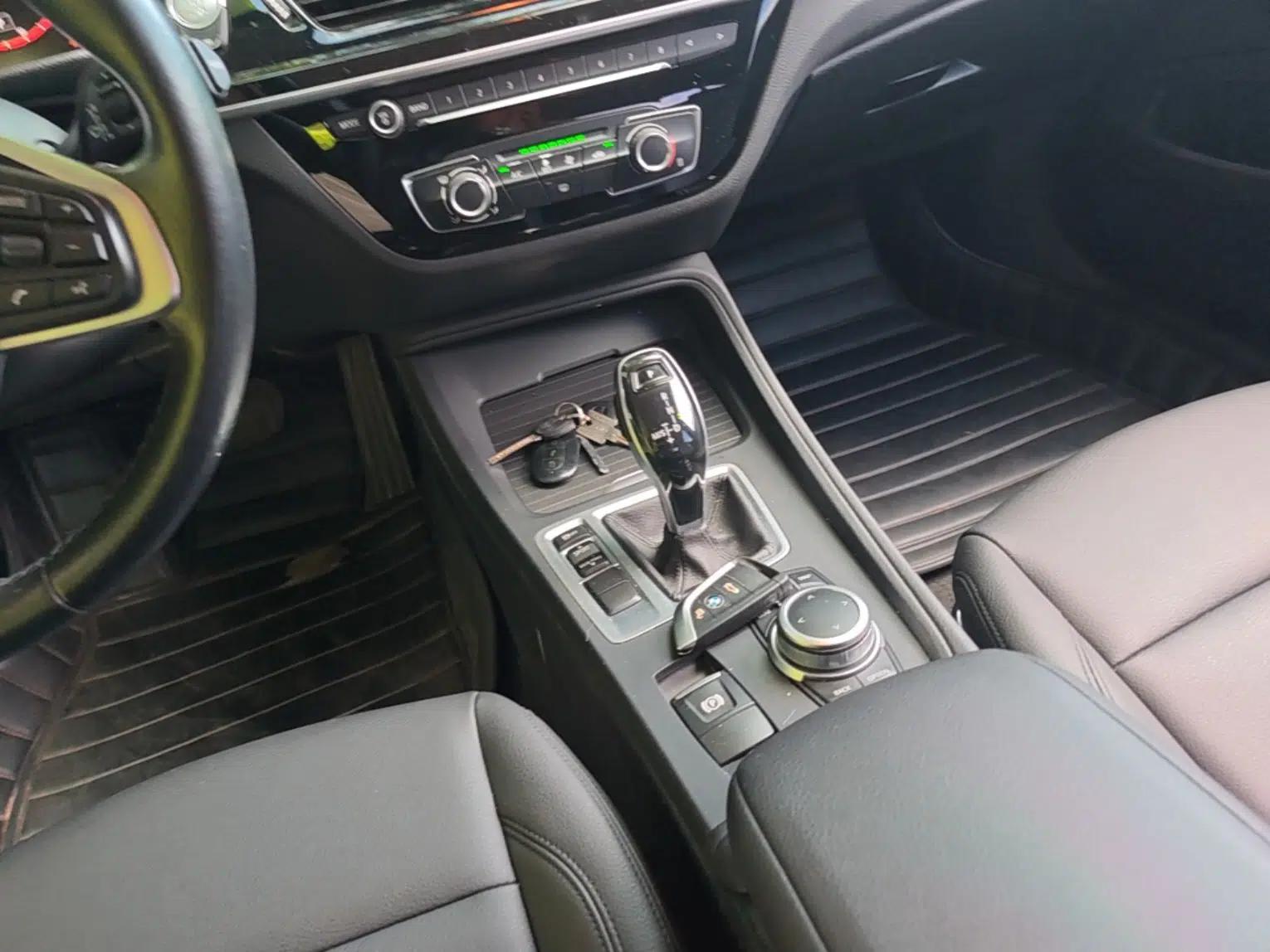 BMW 1 Series 2021 120i M Sport Edition — миниатюра 21