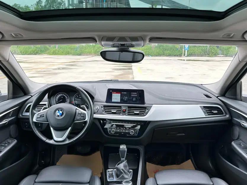 BMW 1 Series 2018 Restyled 120i Design Package Edition — миниатюра 13