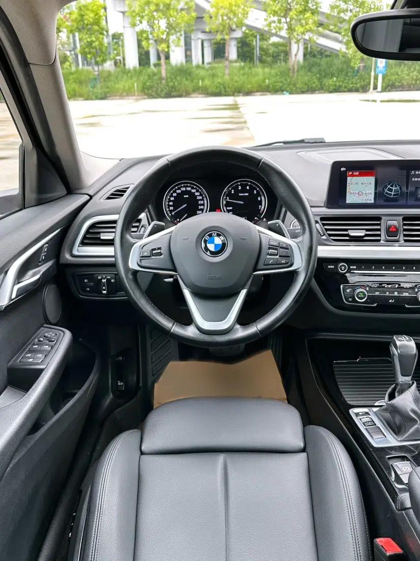 BMW 1 Series 2018 Restyled 120i Design Package Edition — миниатюра 16