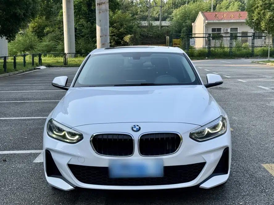 BMW 1 Series 2020 120i M Sport Package — миниатюра 14
