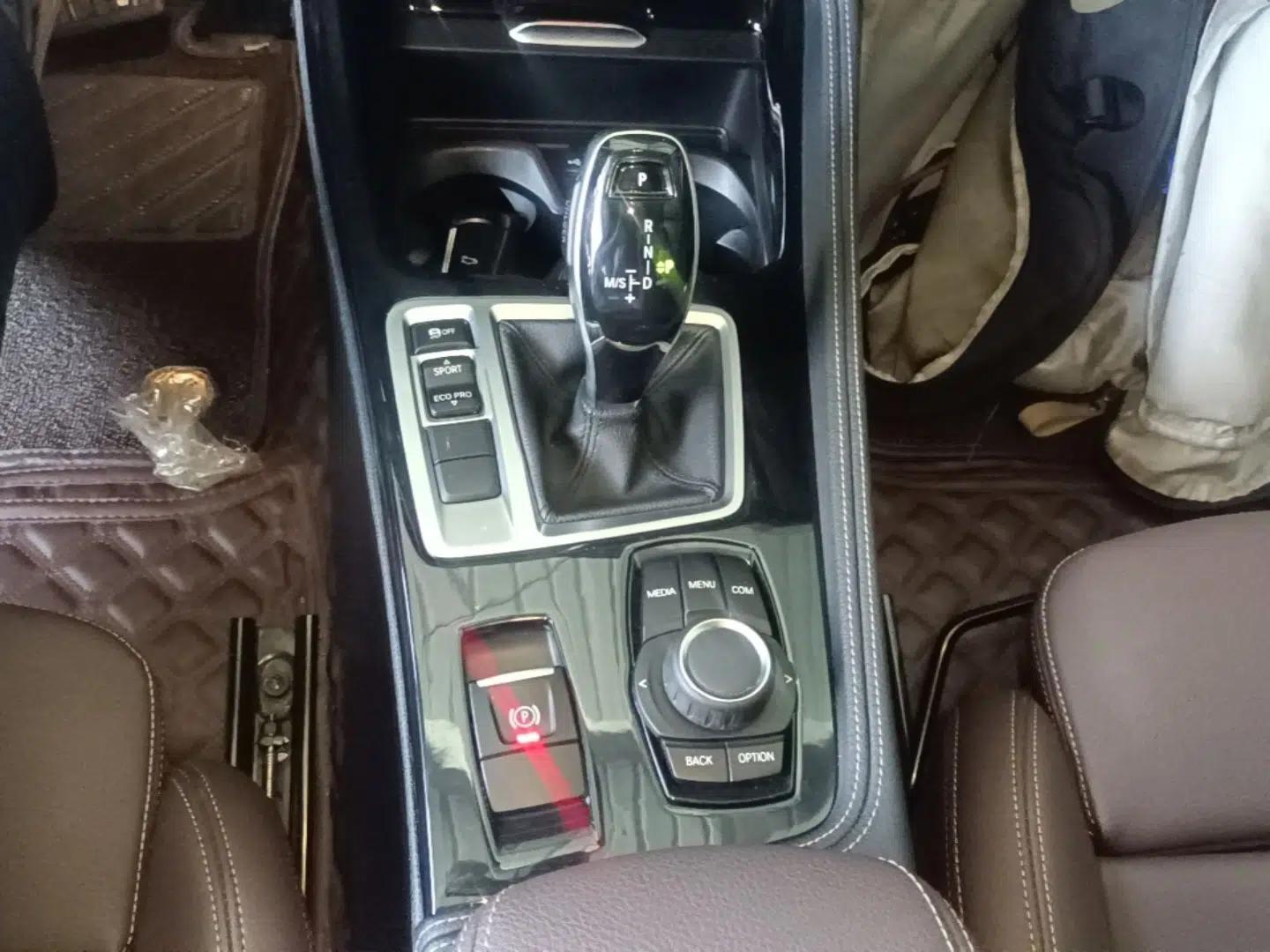 BMW 1 Series 2020 120i M Sport Package — миниатюра 22
