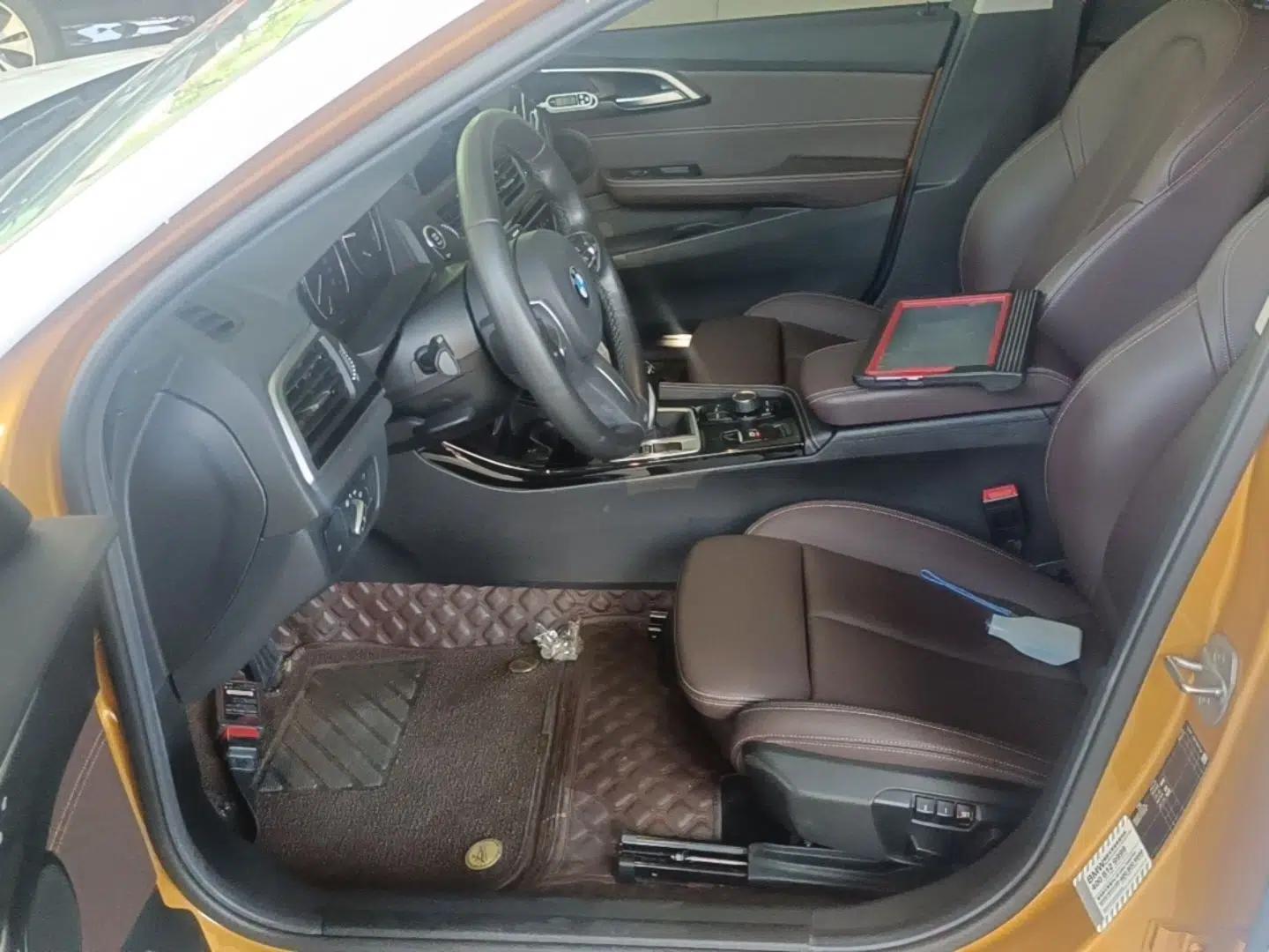 BMW 1 Series 2020 120i M Sport Package — миниатюра 23