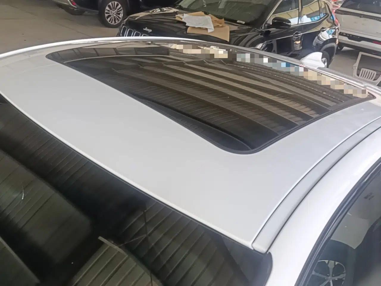BMW 1 Series 2020 120i M Sport Package — миниатюра 7