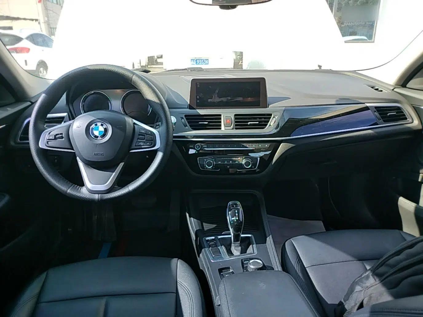BMW 1 Series 2020 120i Fashion Model — миниатюра 12