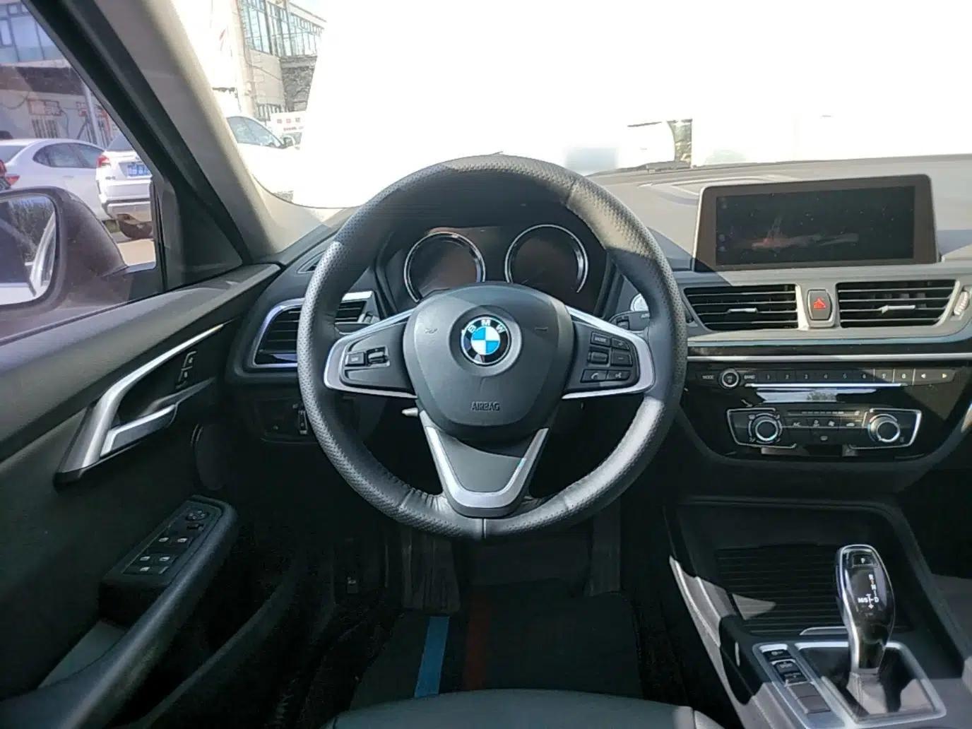 BMW 1 Series 2020 120i Fashion Model — миниатюра 13