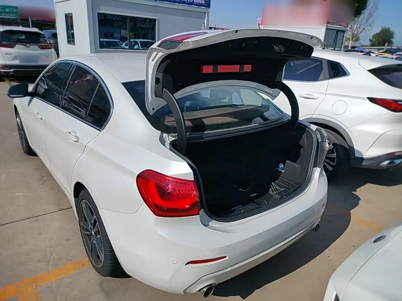 BMW 1 Series 2020 120i Fashion Model — миниатюра 22