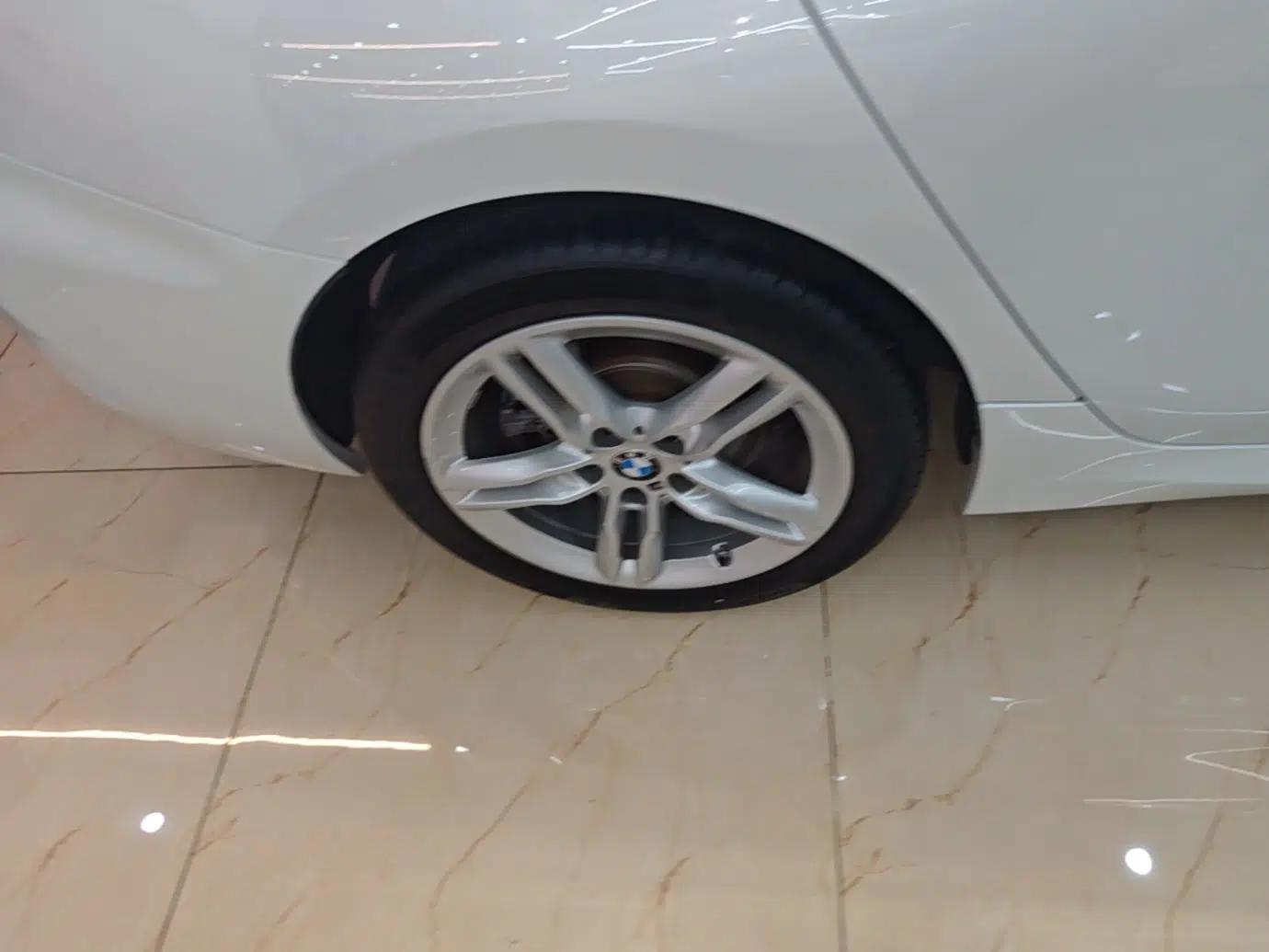 BMW 1 Series 2021 Revised 120i M Sport Night Edition — миниатюра 11