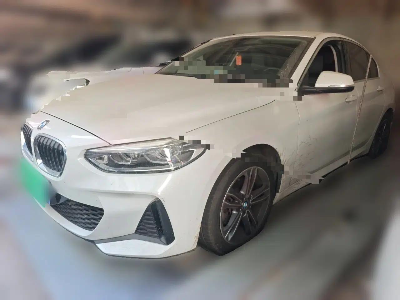 BMW 1 Series 2023 120i M Sport Edition — миниатюра 1