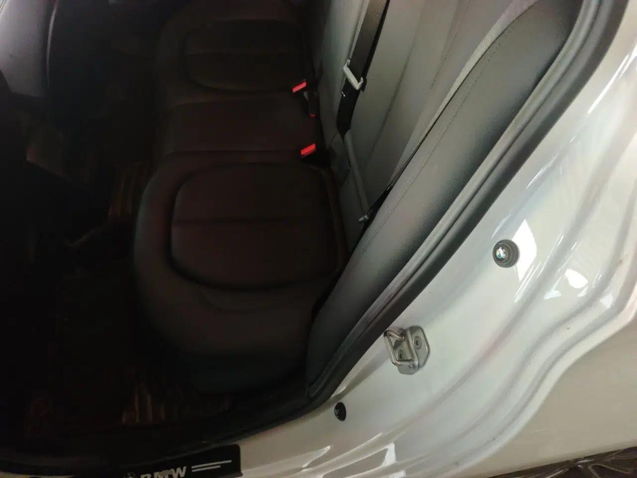 BMW 1 Series 2023 120i M Sport Edition — миниатюра 17
