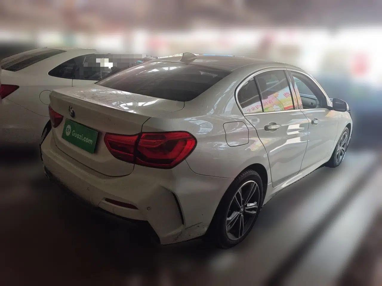 BMW 1 Series 2023 120i M Sport Edition — миниатюра 6