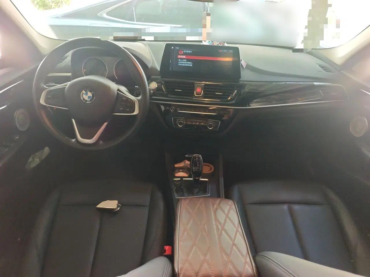 BMW 1 Series 2023 120i M Sport Edition — миниатюра 9
