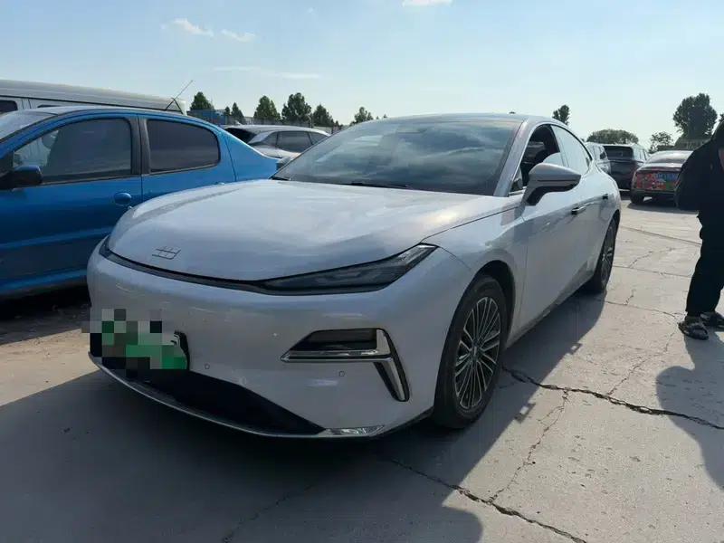 Galaxy Star 8 PHEV 2025 130km EM-i Premium Edition — миниатюра 1