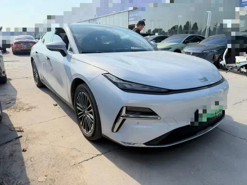 Galaxy Star 8 PHEV 2025 130km EM-i Premium Edition — миниатюра 3