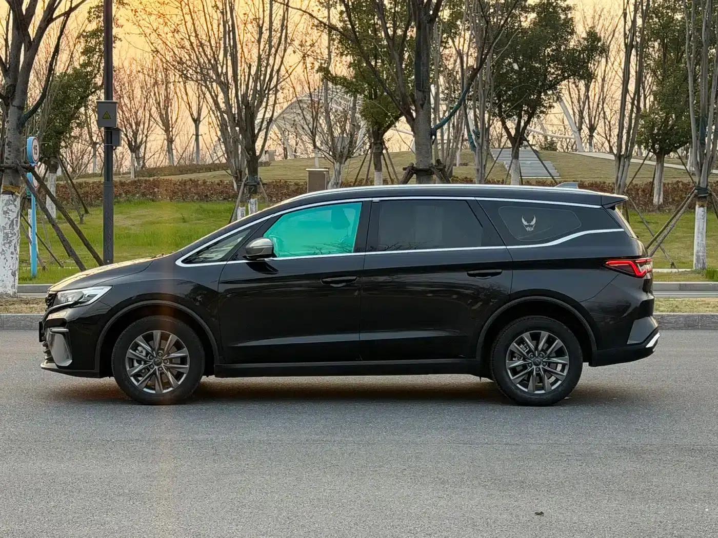 Jiaji 2023 Model L 1.5TD DCT Comfort Edition — миниатюра 3