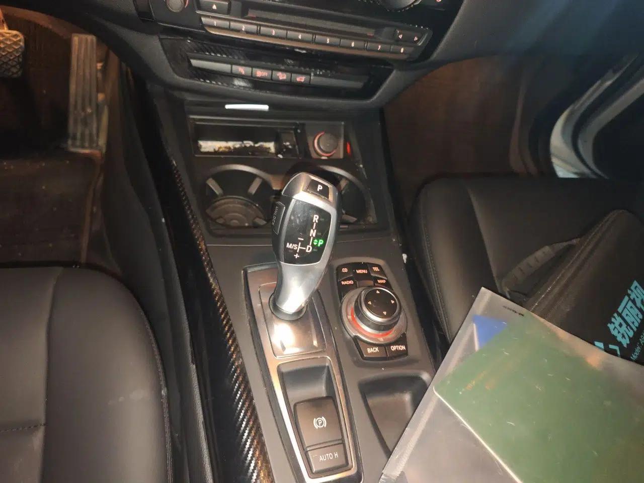 BMW X5 2011 xDrive35i Leading Model — миниатюра 14
