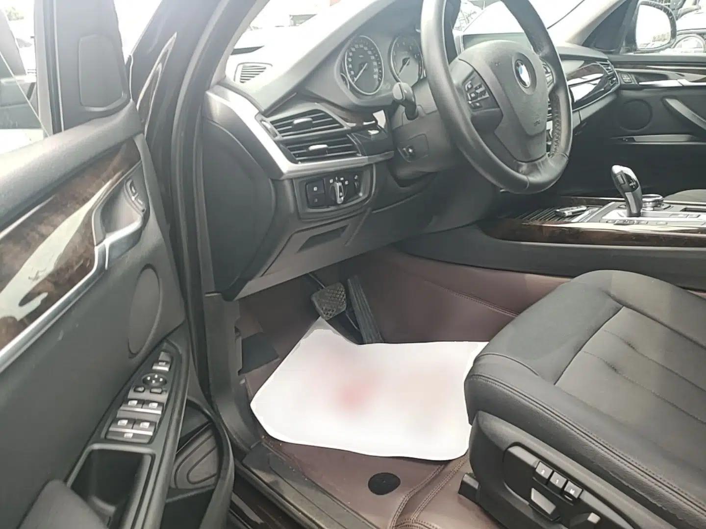 BMW X5 2014 xDrive35i U.S. specification — миниатюра 17