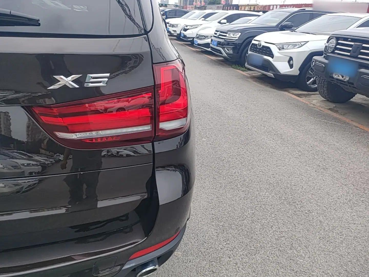 BMW X5 2014 xDrive35i U.S. specification — миниатюра 9