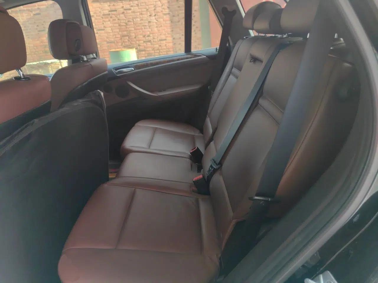 BMW X5 2013 xDrive35i Luxury Model — миниатюра 17