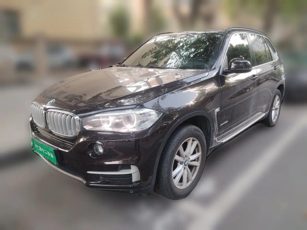 BMW X5 2015 xDrive28i — миниатюра 1