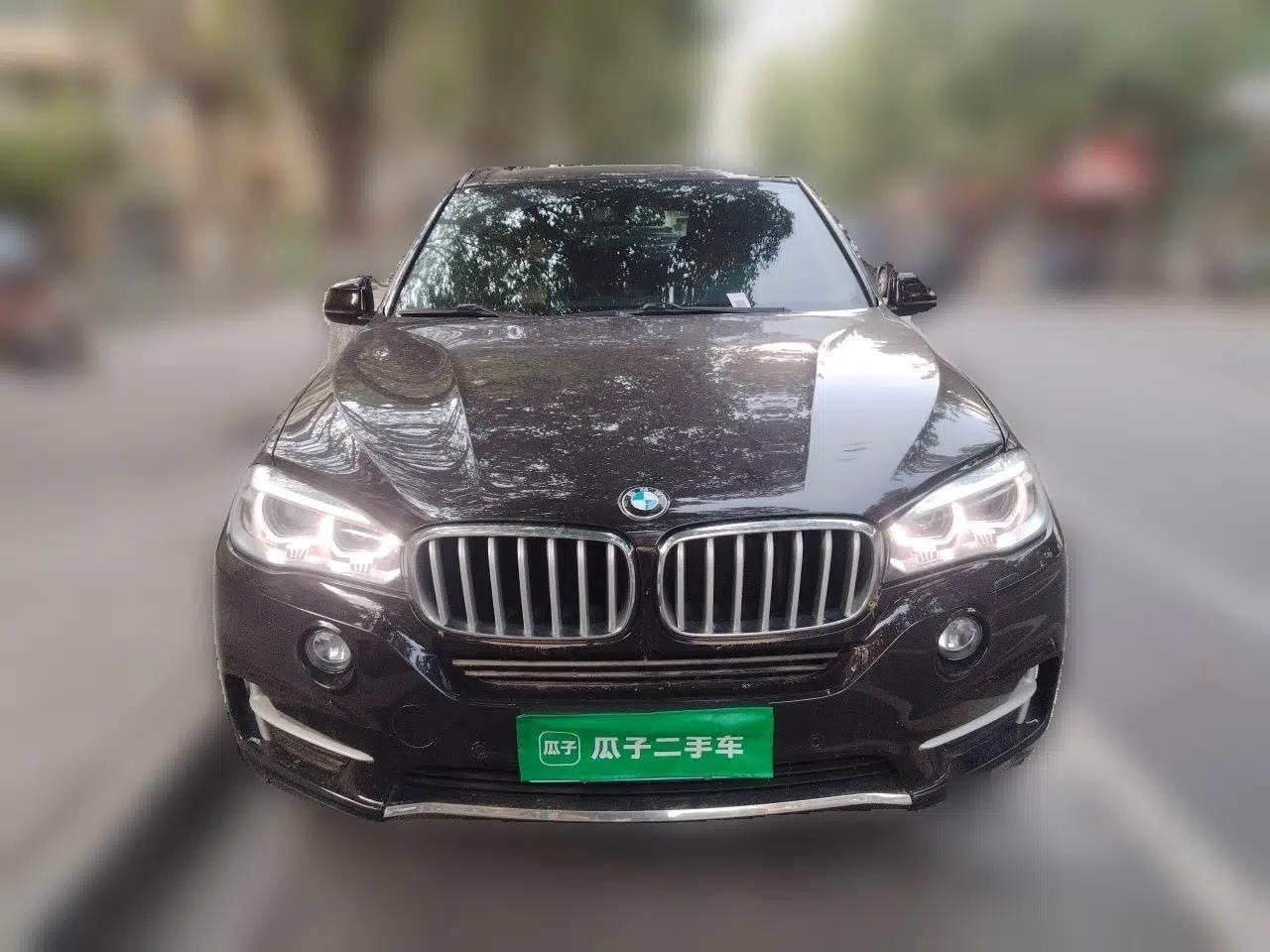 BMW X5 2015 xDrive28i — миниатюра 2