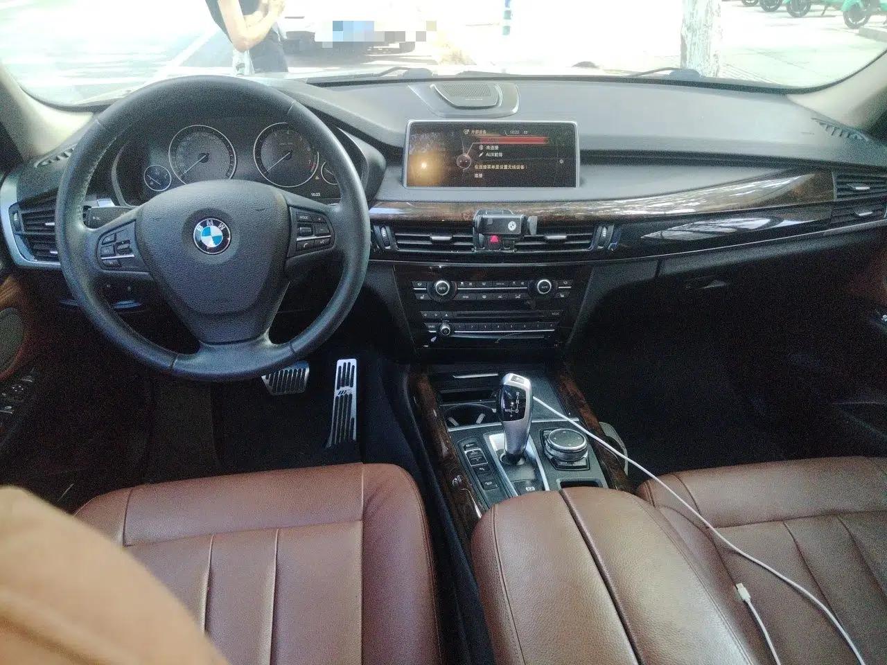 BMW X5 2015 xDrive28i — миниатюра 9