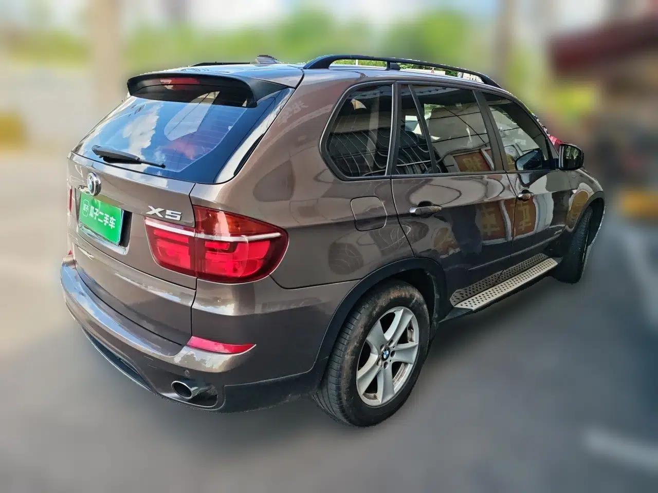 BMW X5 2013 xDrive35i Leading Model — миниатюра 6