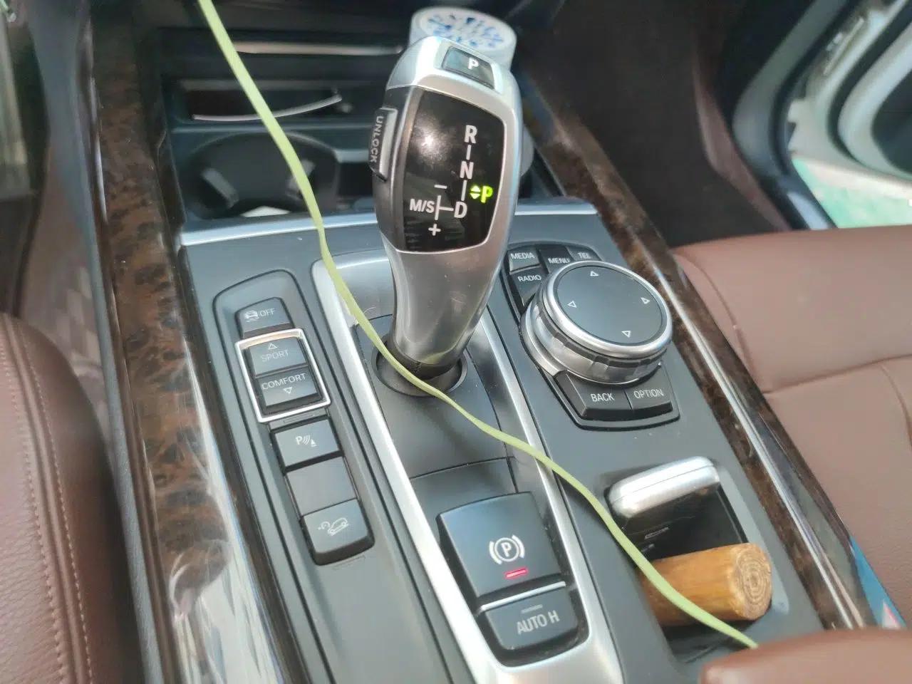 BMW X5 2015 xDrive28i — миниатюра 14