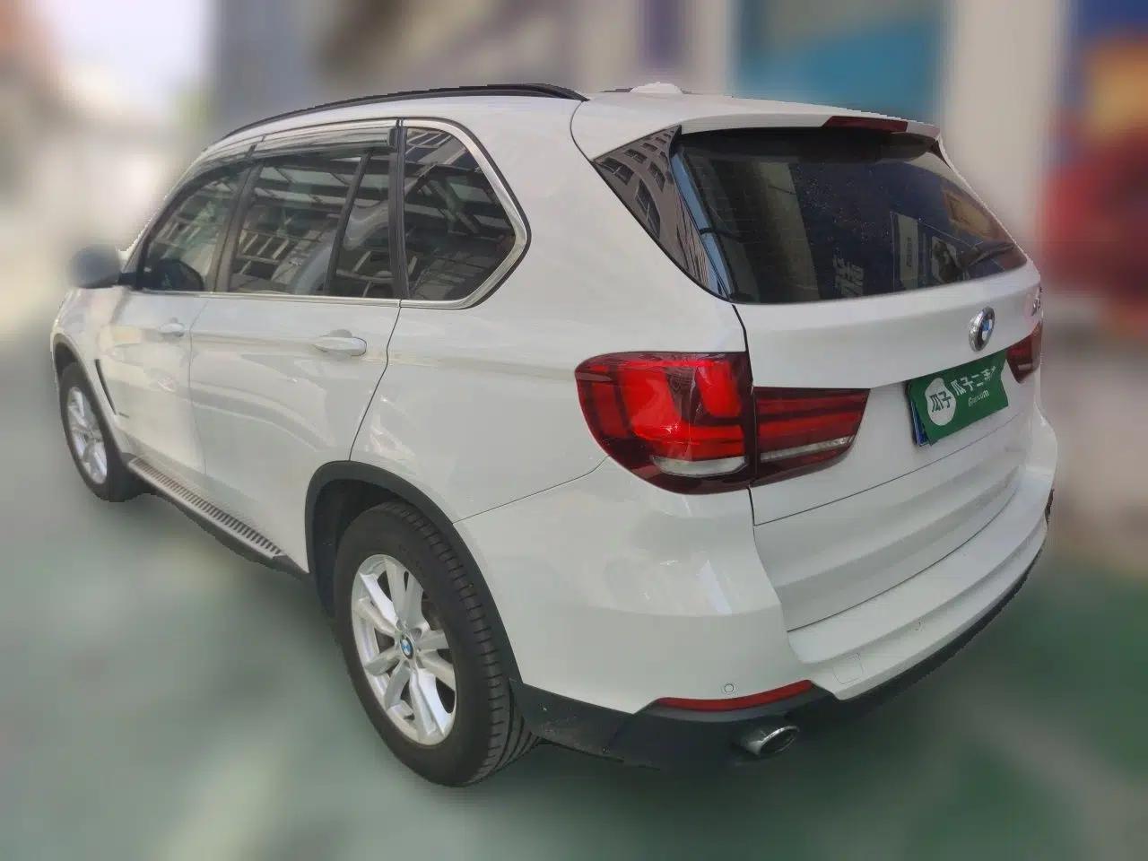 BMW X5 2015 xDrive28i — миниатюра 4