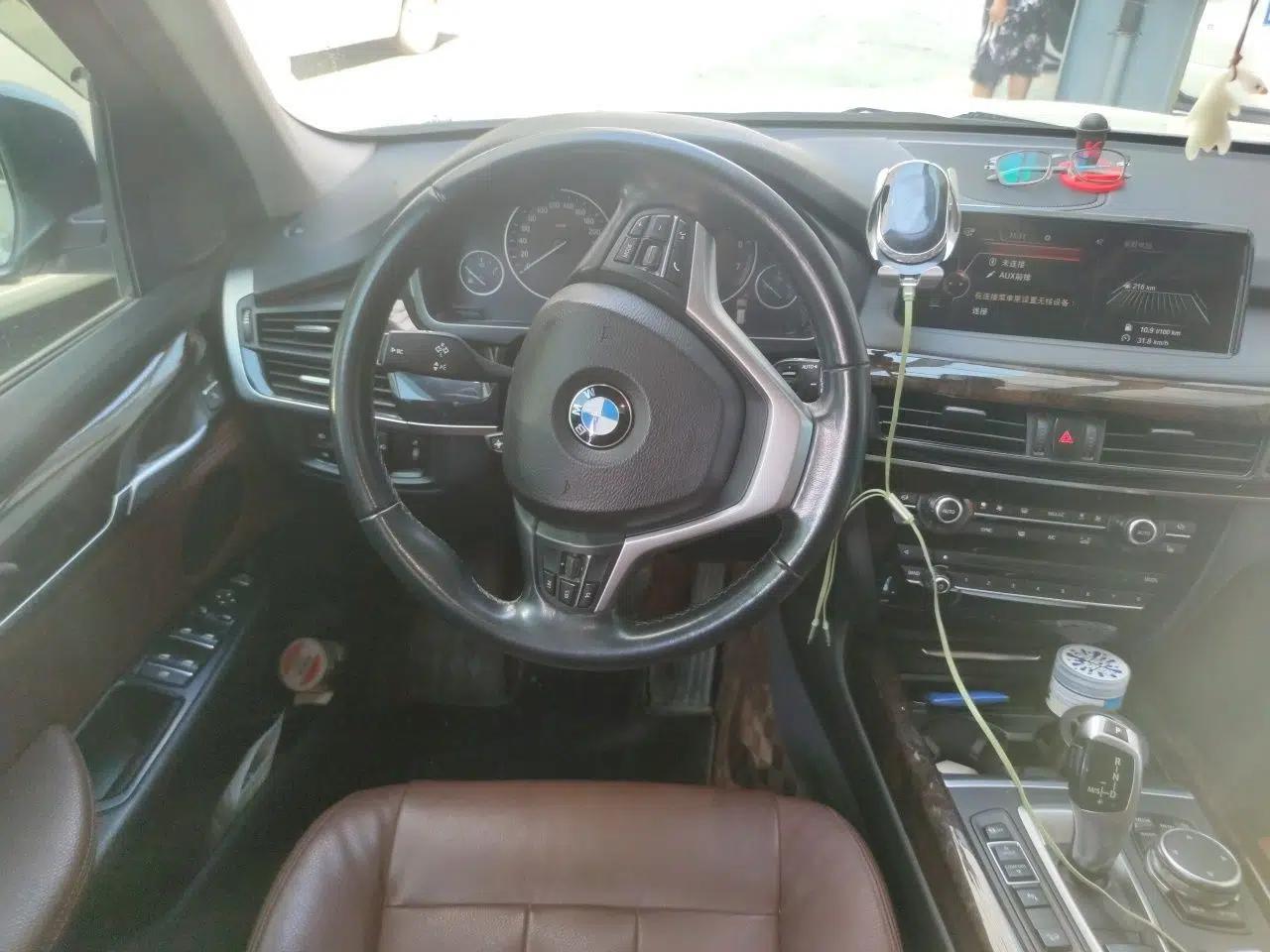 BMW X5 2015 xDrive28i — миниатюра 10