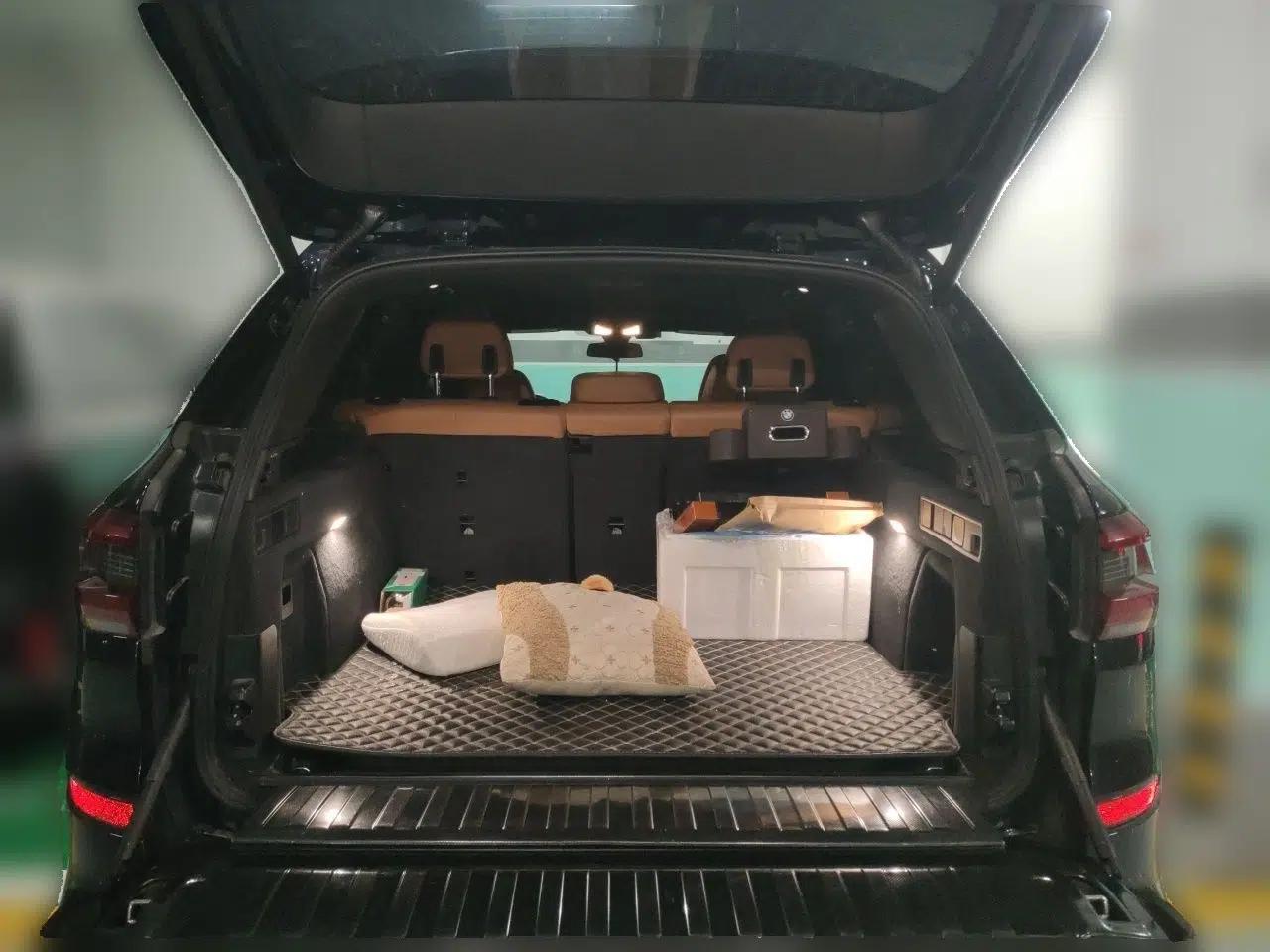 BMW X5 Manufactured in February 2019 by Denaken, 3.0-liter engine, 5 seats, panoramic sunroof, automatic transmission, gasoline-powered. — миниатюра 19