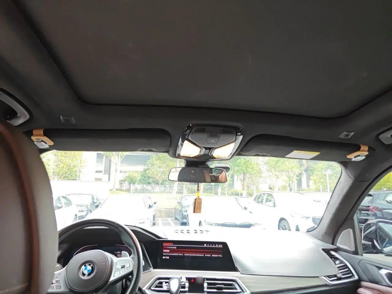 BMW X5 2022 Restyled xDrive 40Li M Sport Package — миниатюра 18