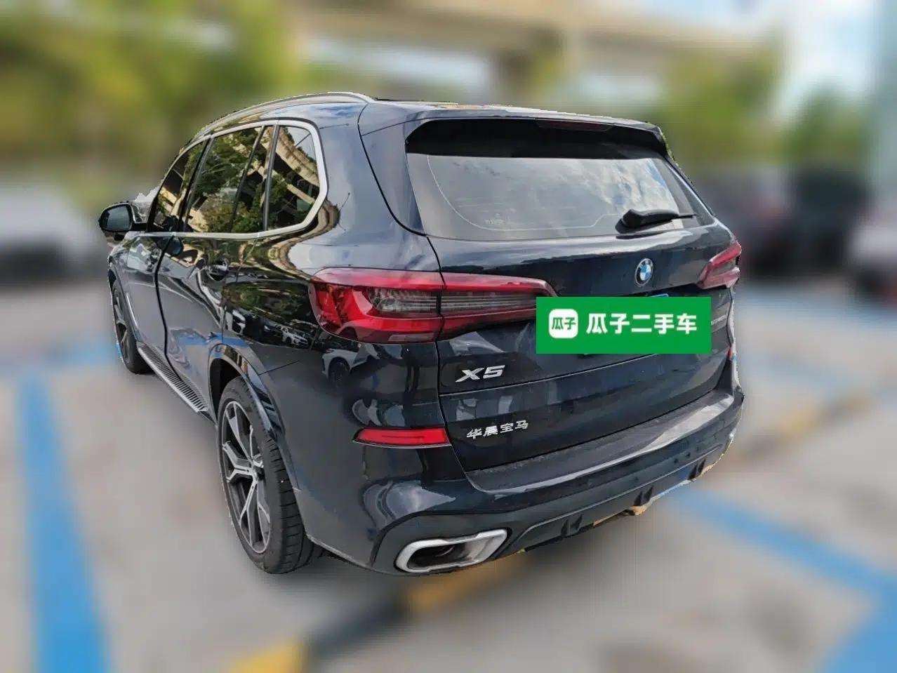 BMW X5 2022 Restyled xDrive 40Li M Sport Package — миниатюра 4