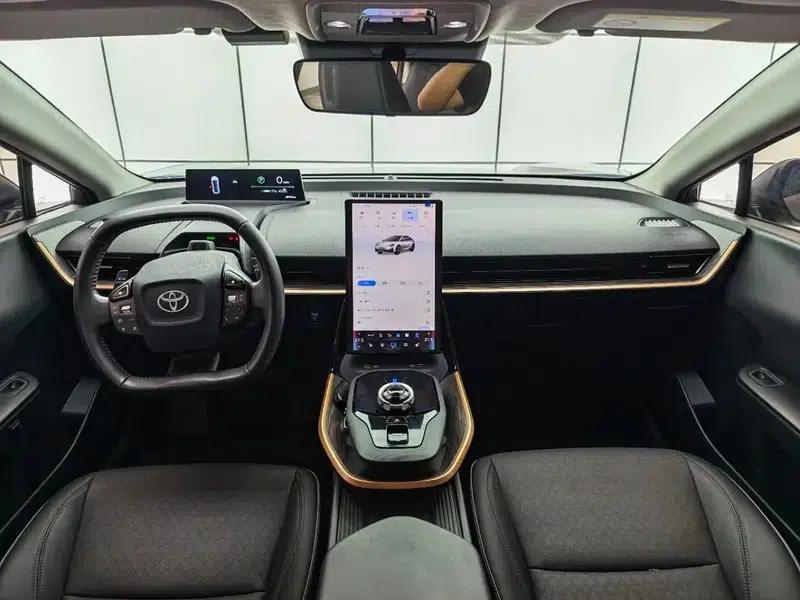 Toyota bZ3 2023 Long Range PRO — миниатюра 7