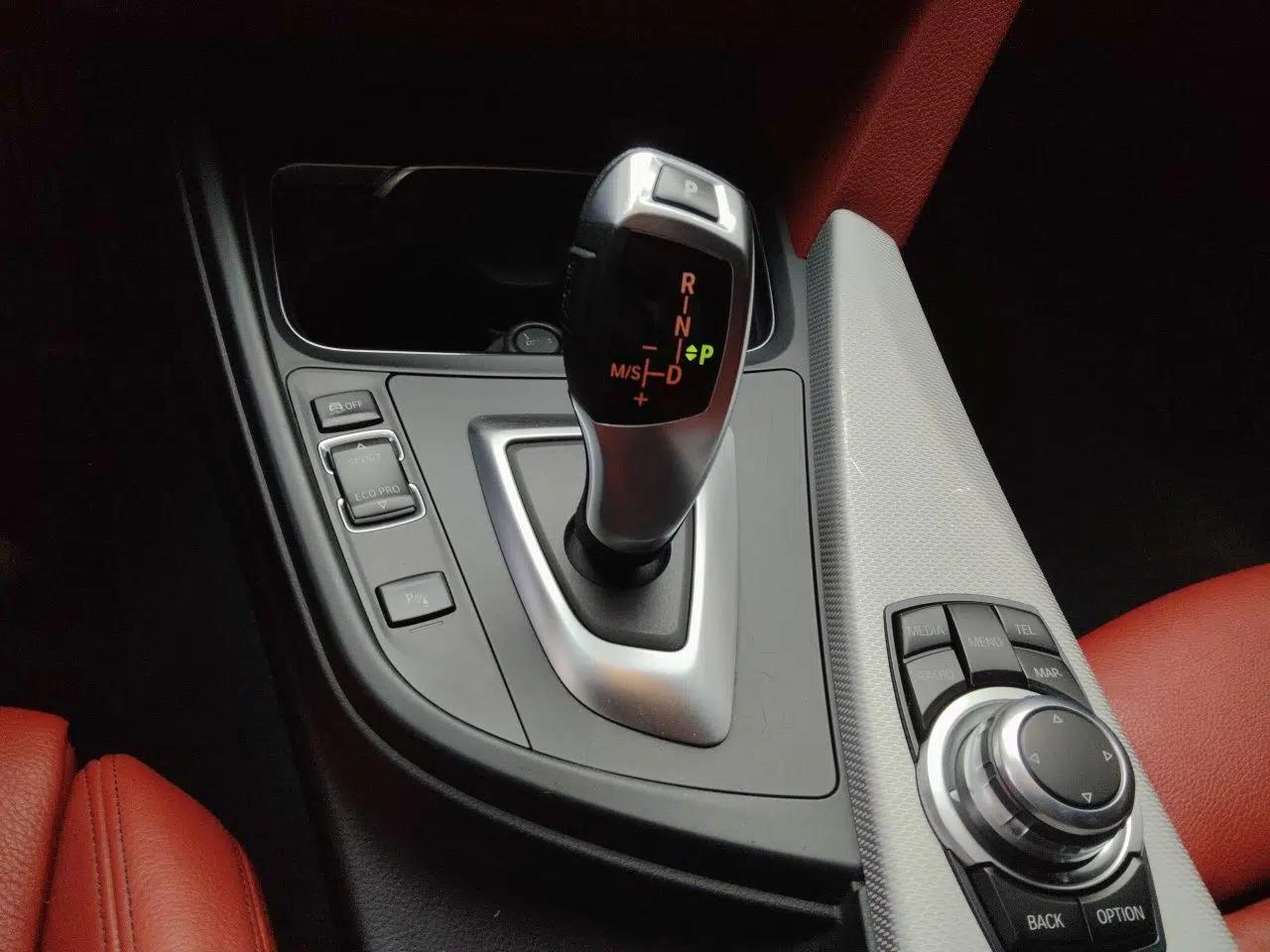BMW 4 Series 2016 420i Design Package Model — миниатюра 14